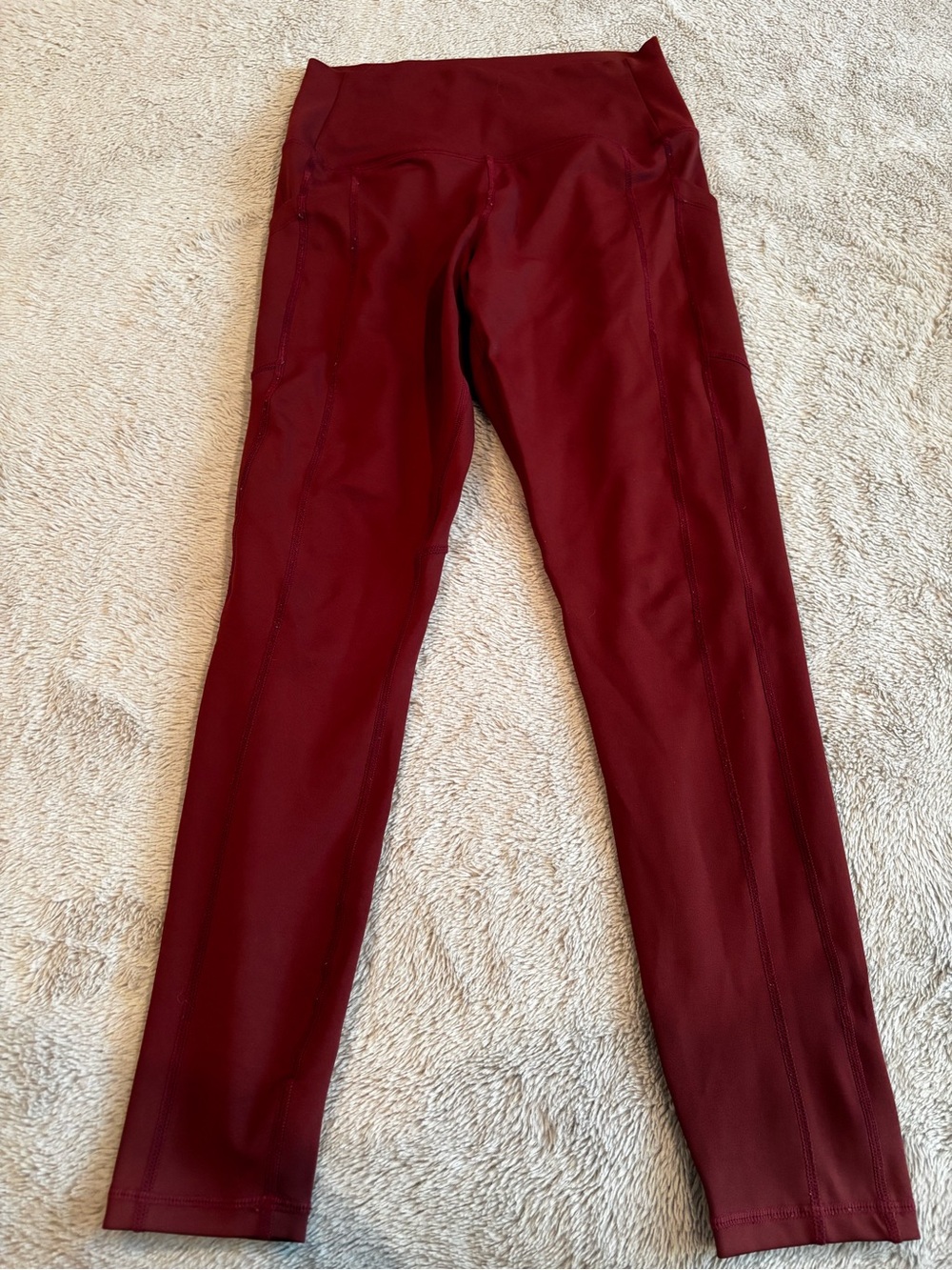 High-Rise Performance Leggings in Wine Red
